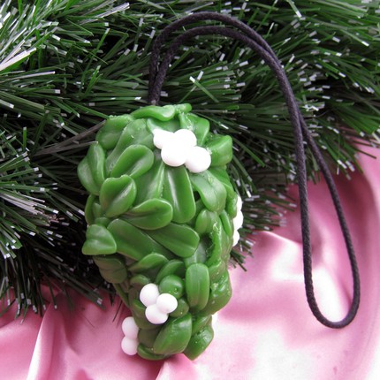 Berry Merry Kissmas Mistletoe Soap on a Rope